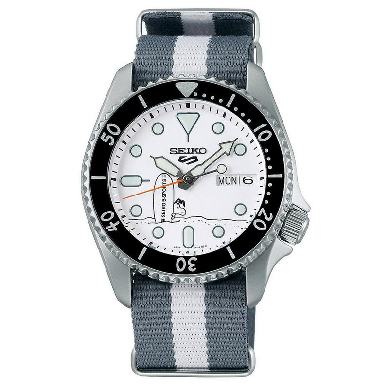 Seiko 5 Sports Peanuts Surfboard Limited Edition Mens Automatic Watch SRPK25K1